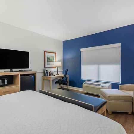 Best Western Plus Westgate Inn And Suites Leland Extérieur photo
