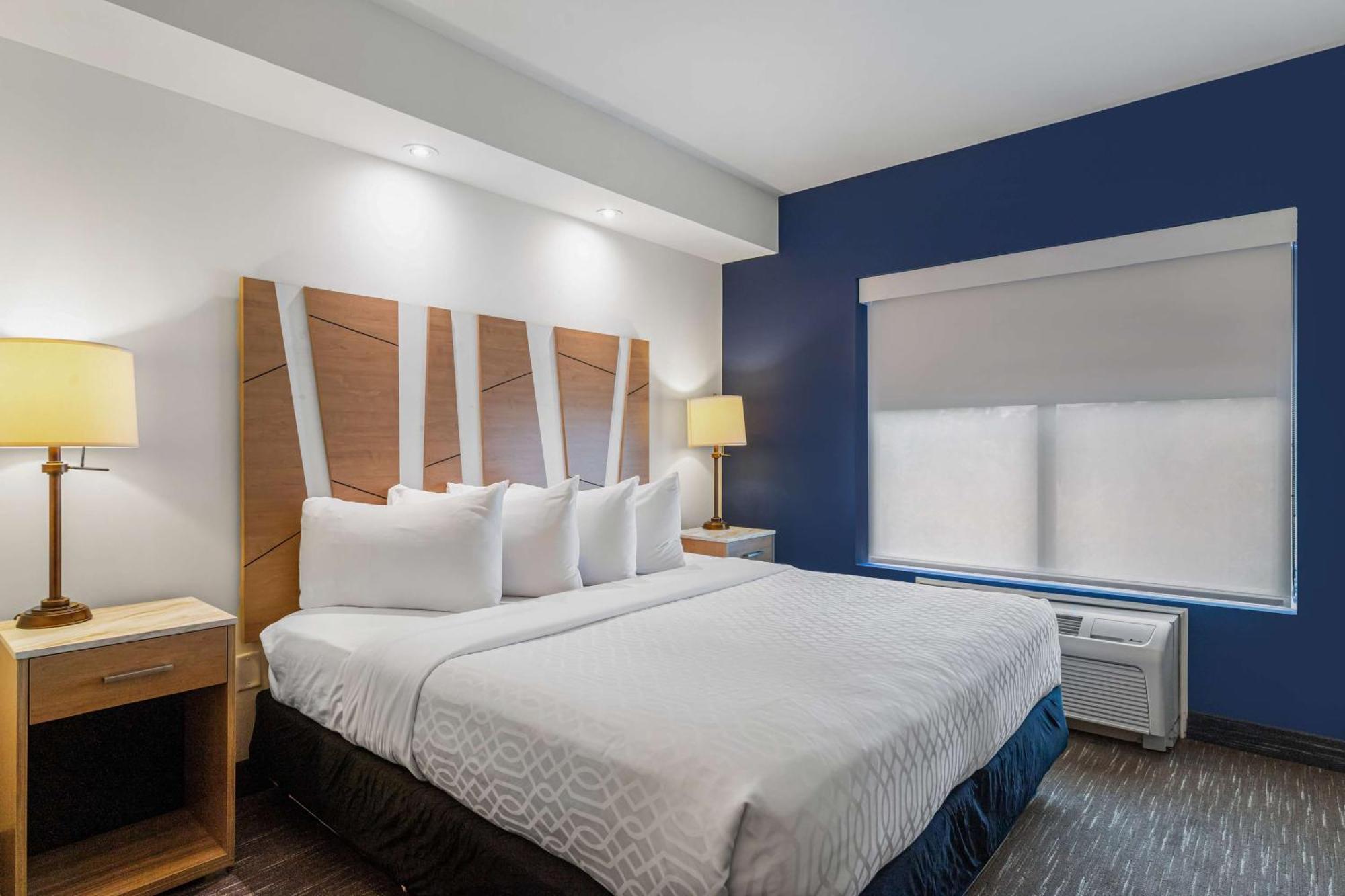 Best Western Plus Westgate Inn And Suites Leland Extérieur photo