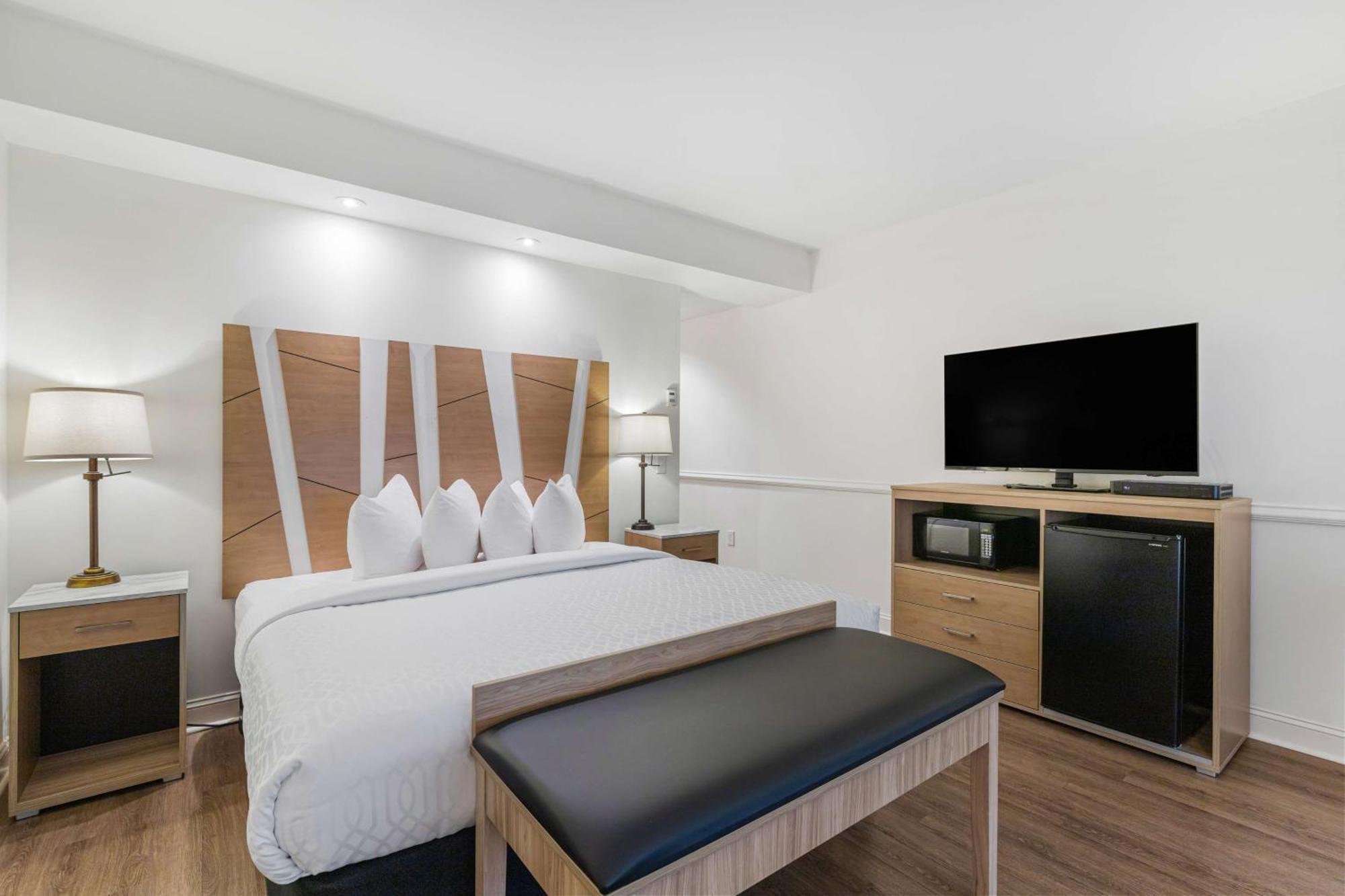 Best Western Plus Westgate Inn And Suites Leland Extérieur photo
