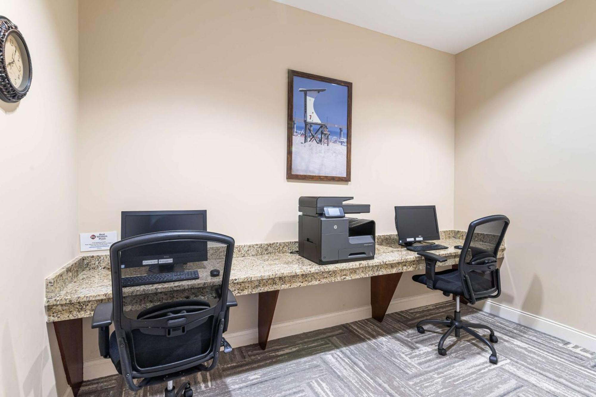 Best Western Plus Westgate Inn And Suites Leland Extérieur photo