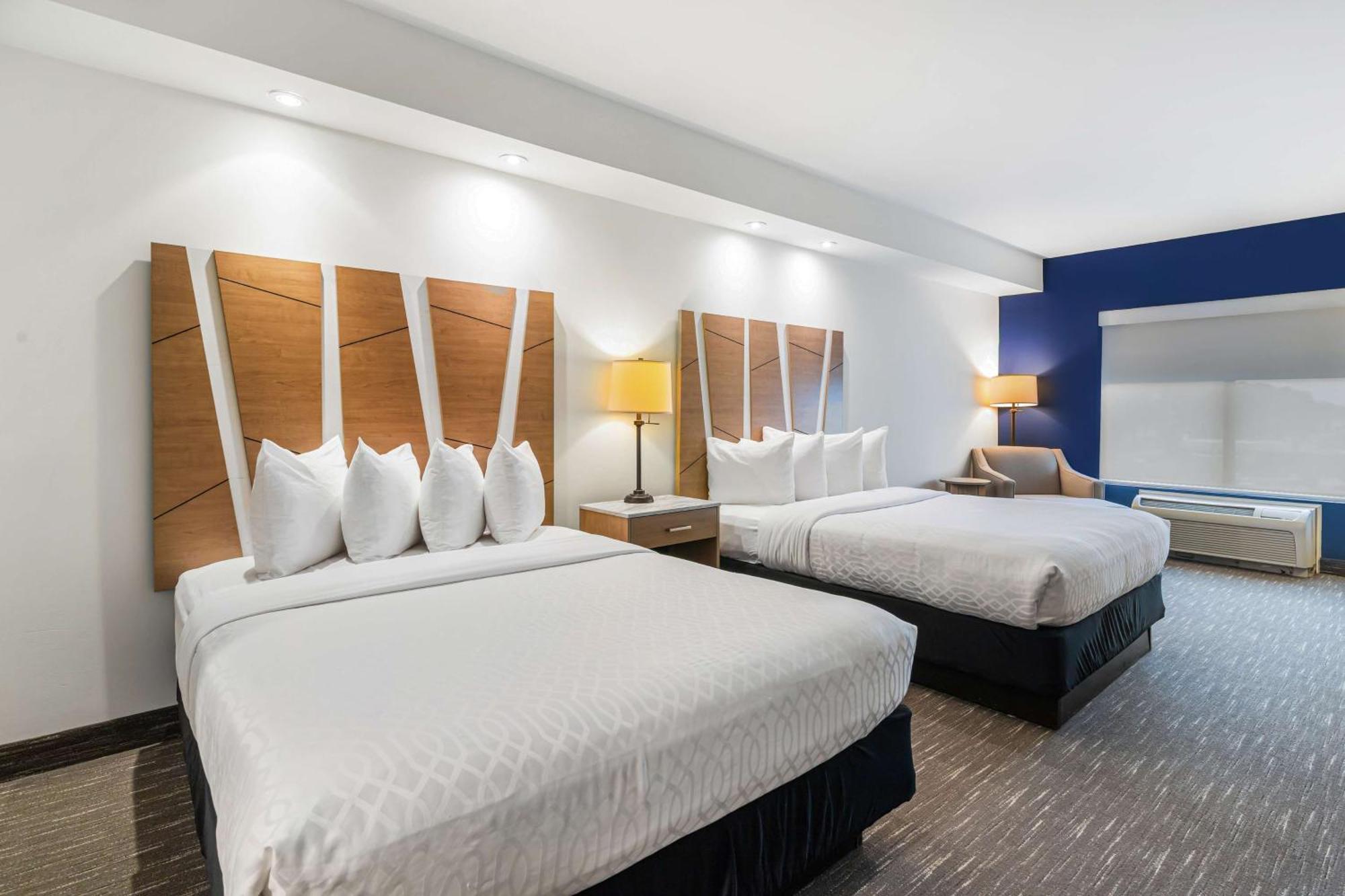 Best Western Plus Westgate Inn And Suites Leland Extérieur photo