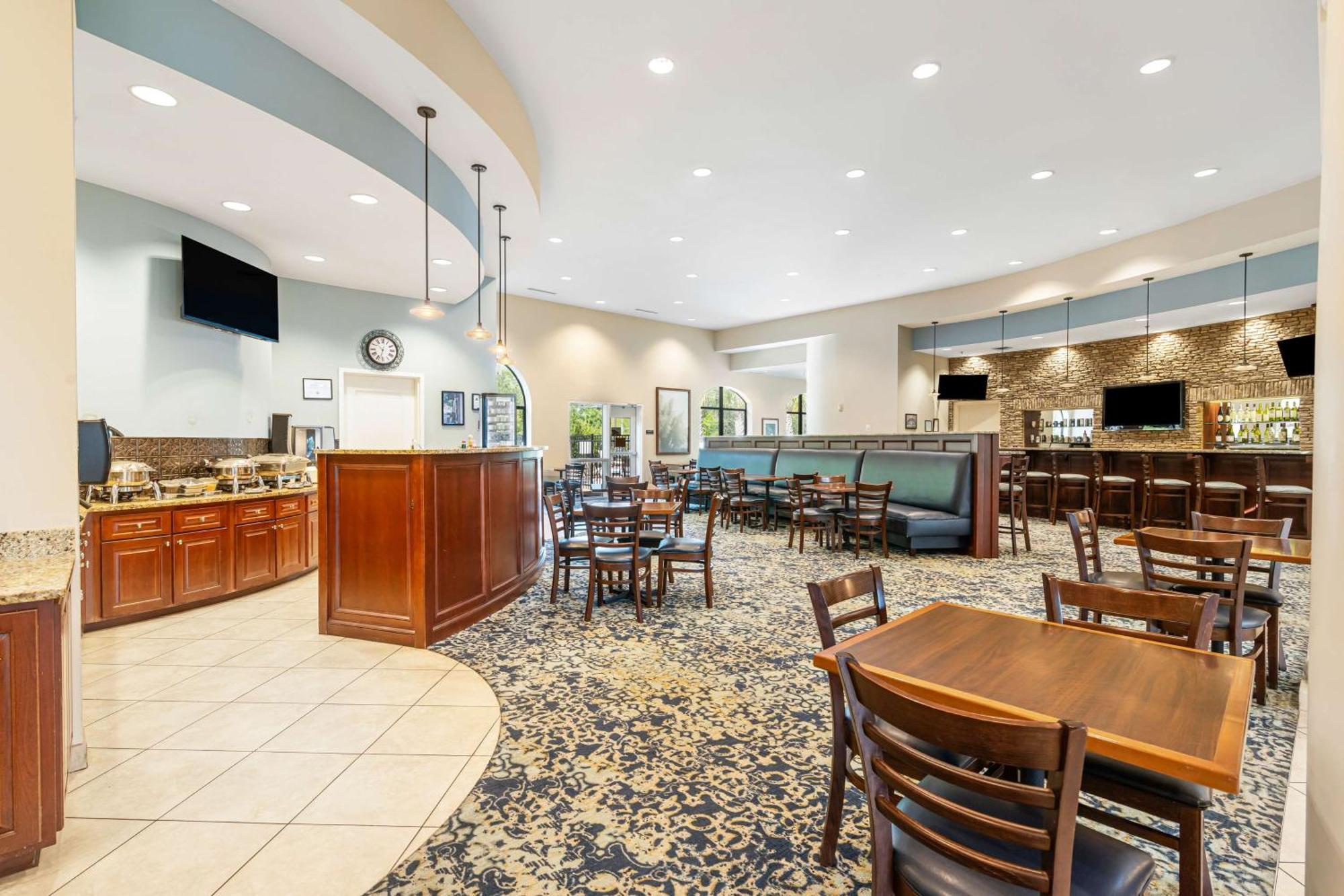 Best Western Plus Westgate Inn And Suites Leland Extérieur photo
